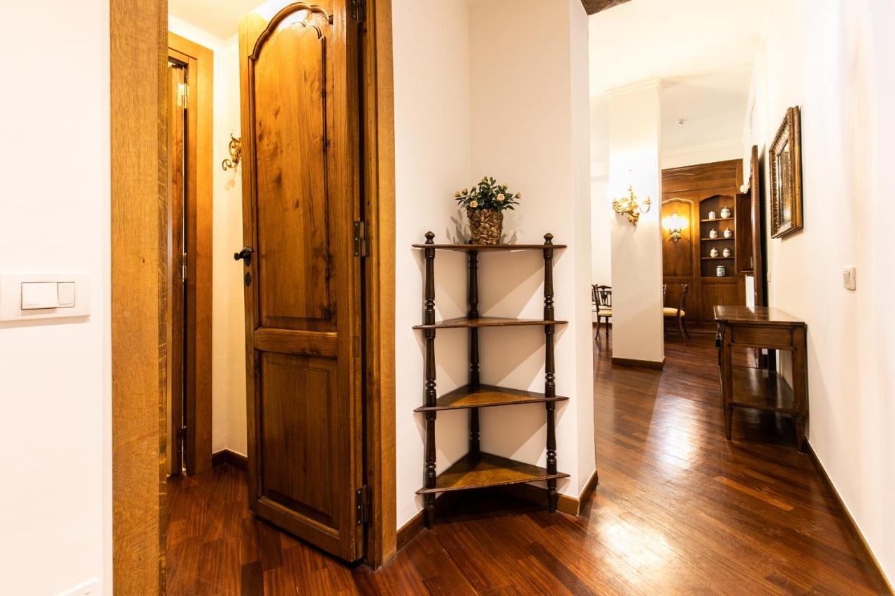 Klimt - Jacuzzi 5 Star - Luxury Design Apartment Milan Bagian luar foto