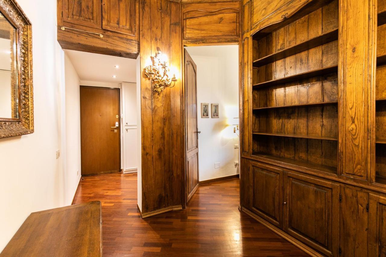 Klimt - Jacuzzi 5 Star - Luxury Design Apartment Milan Bagian luar foto