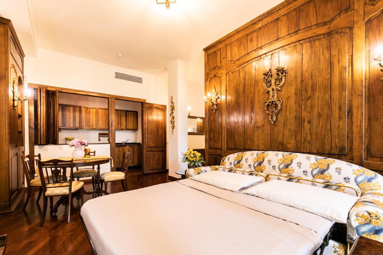 Klimt - Jacuzzi 5 Star - Luxury Design Apartment Milan Bagian luar foto