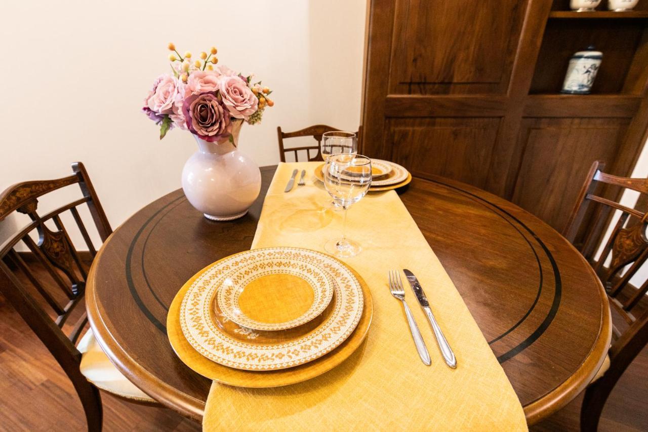 Klimt - Jacuzzi 5 Star - Luxury Design Apartment Milan Bagian luar foto