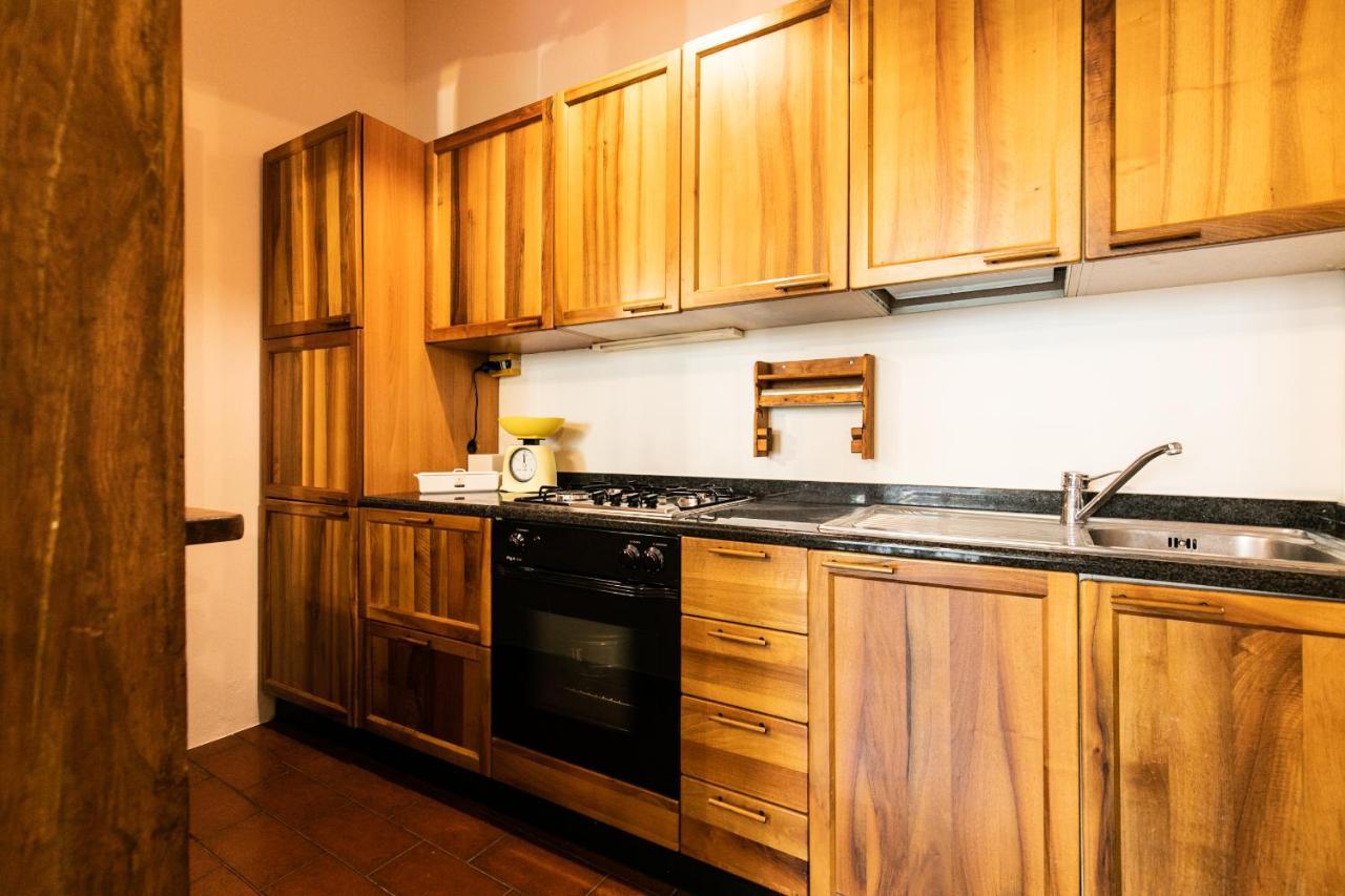 Klimt - Jacuzzi 5 Star - Luxury Design Apartment Milan Bagian luar foto